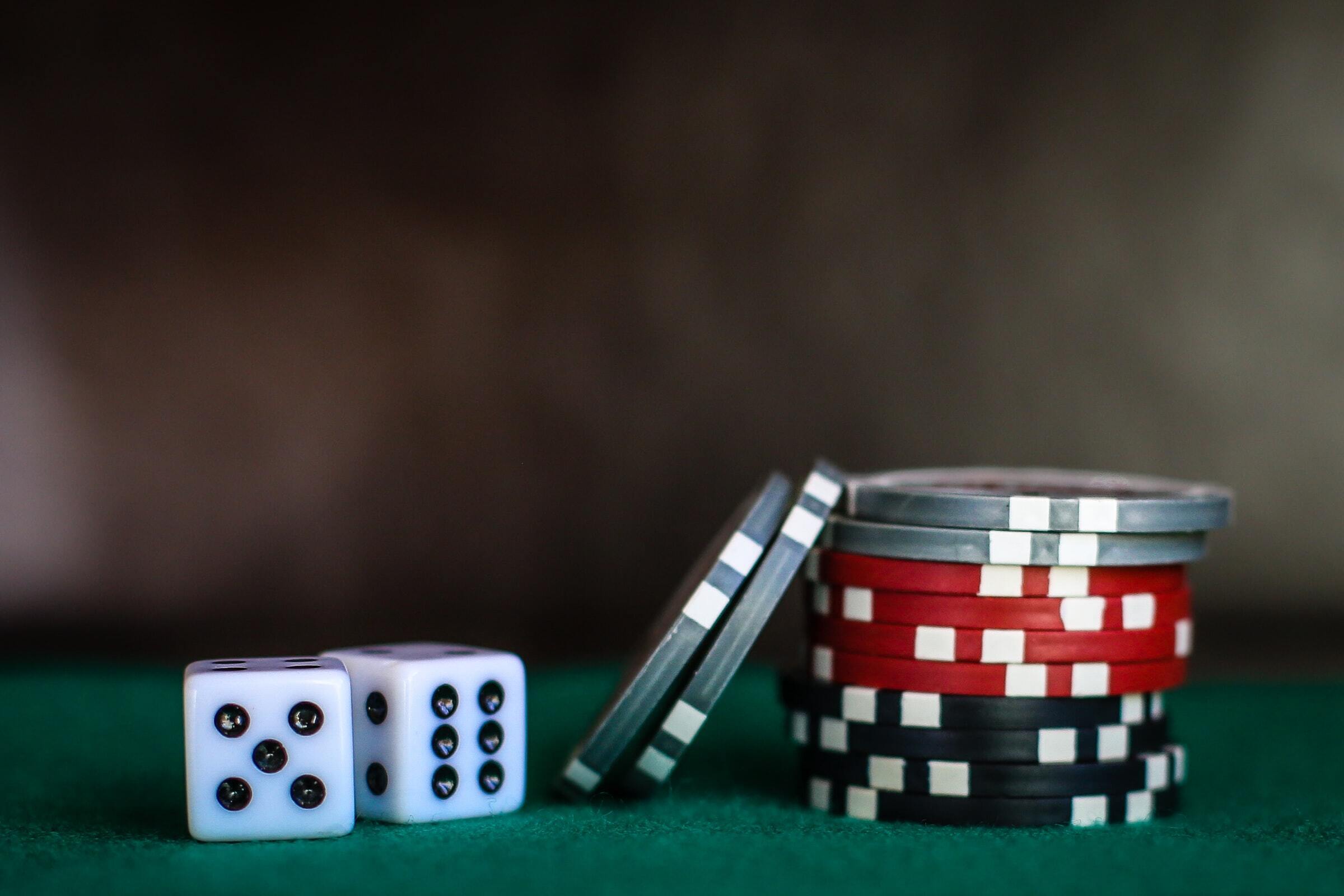 Decentralized Apps Show Amazing Potential for Gambling - CryptoVantage