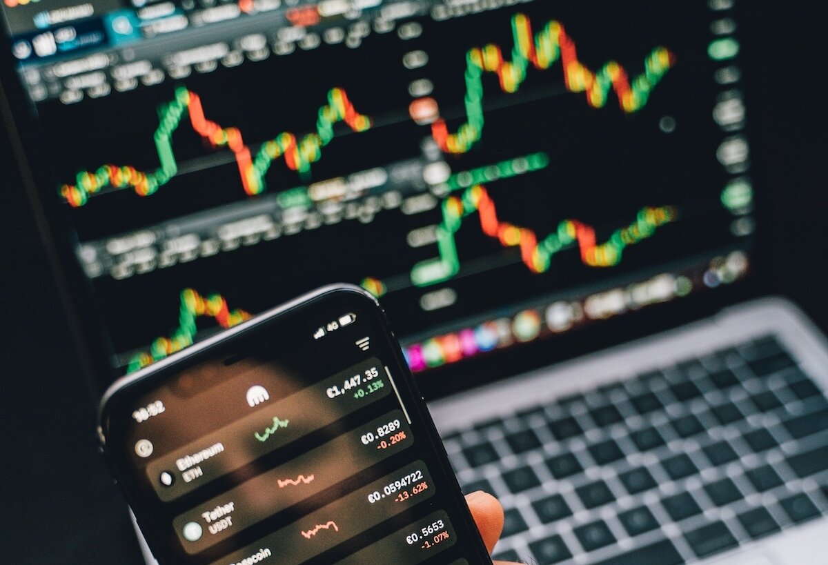 Plataformas de préstamos de criptomonedas | CryptoVantage