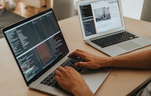 Quelle est la meilleure façon de commencer à coder les crypto-monnaies ?