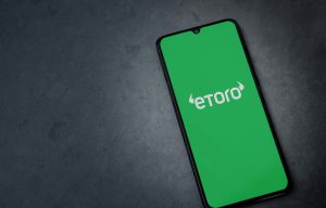 etoro-review-image-hero