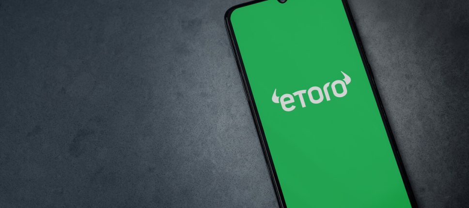eToro Exchange Review: Is It the Right Platform for You in 2025 ?