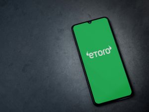 etoro-review-image-hero